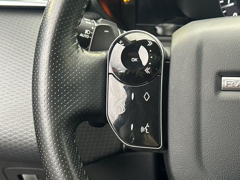 Used 2019 Land Rover Range Rover Velar S image 25