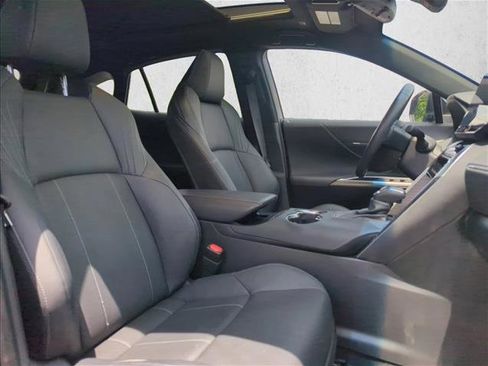 Used 2024 Toyota Venza Limited AWD/4WD image 24