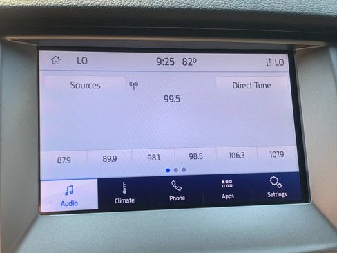 Used 2020 Ford Ranger XLT w/ Equipment Group 302A Luxury AWD/4WD image 21
