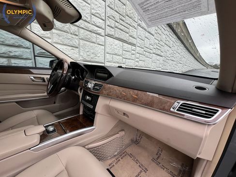 Used 2014 Mercedes-Benz E 350 Sedan w/ Premium 1 Package image 22