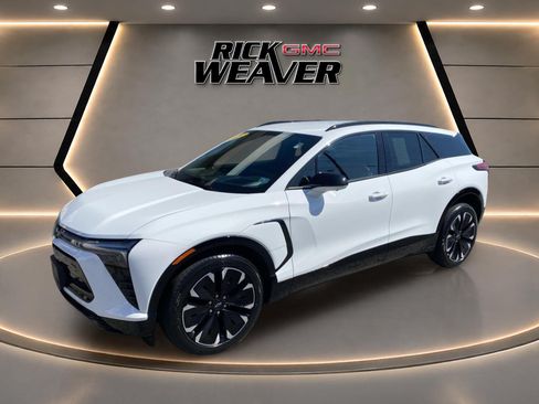 Certified 2024 Chevrolet Blazer EV RS AWD/4WD image 2