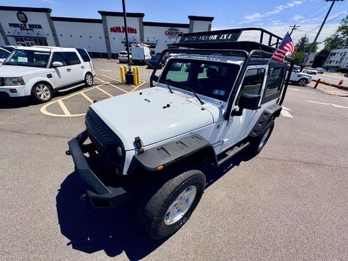 Used 2016 Jeep Wrangler Sport w/ Quick Order Package 24S AWD/4WD image 35