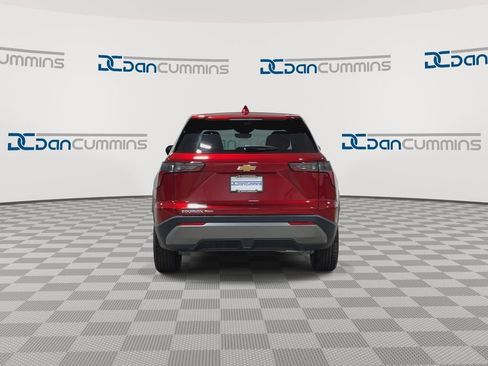 New 2026 Chevrolet Equinox LT w/ Safety and Technology Package AWD/4WD image 7