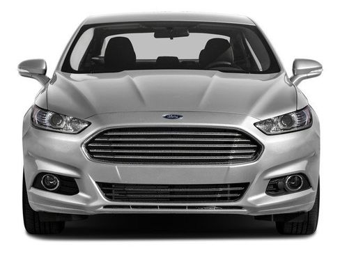 Used 2016 Ford Fusion SE w/ Equipment Group 202A FWD image 4
