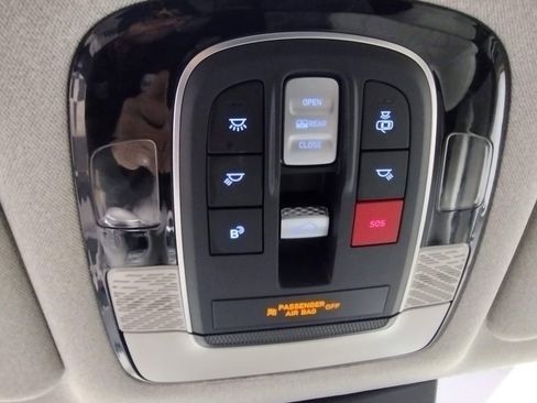 Used 2023 Hyundai Palisade Limited w/ Cargo Package image 38