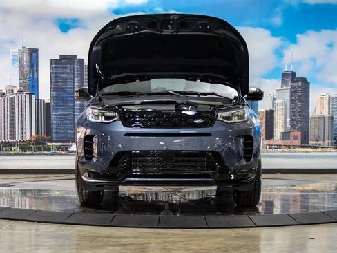 Used 2025 Land Rover Discovery Sport Dynamic SE image 4