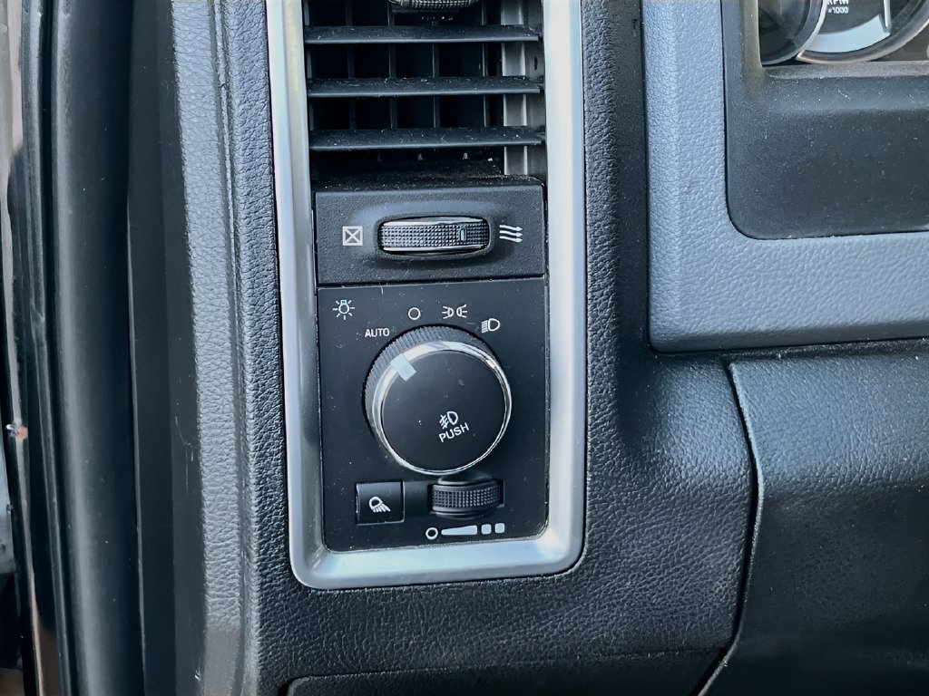 Used 2018 RAM 1500 Big Horn AWD/4WD image 10