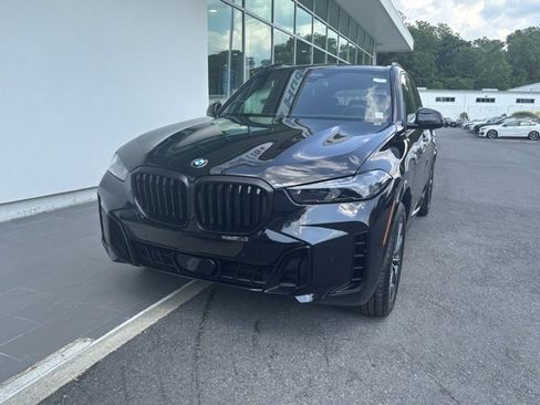 New 2026 BMW X5 xDrive40i w/ M Sport Package image 2
