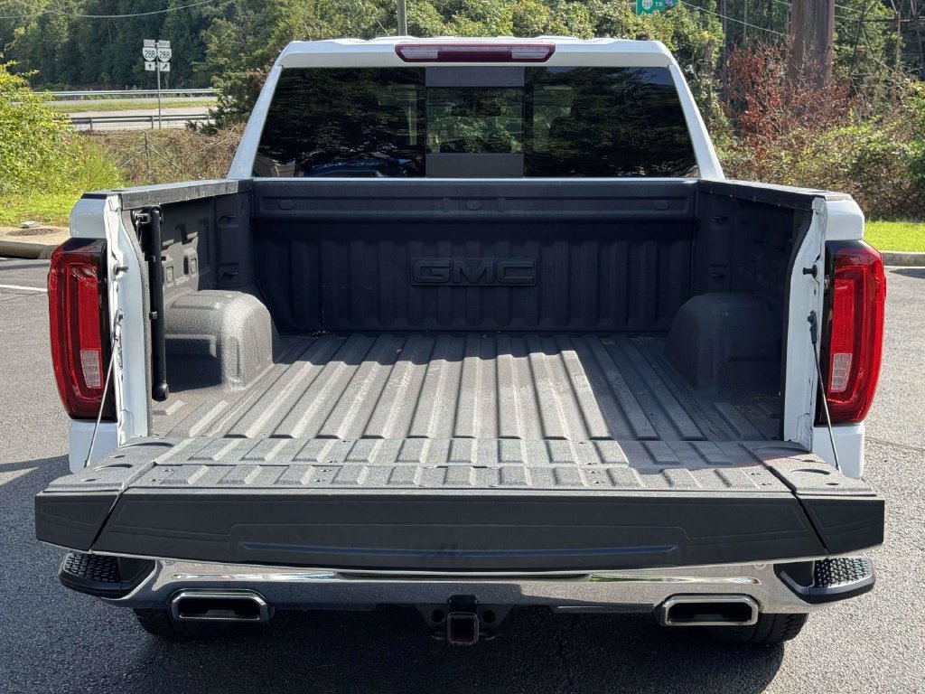 Used 2023 GMC Sierra 1500 SLT w/ SLT Premium Package AWD/4WD image 17