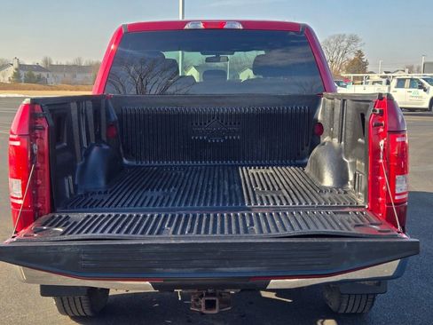 Used 2016 Ford F150 XLT image 14