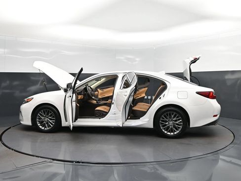 Used 2018 Lexus ES 350 w/ Premier Package FWD image 46