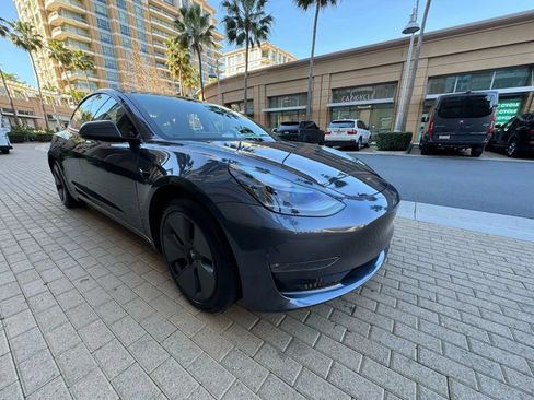 Used 2023 Tesla Model 3 Standard Range RWD image 3