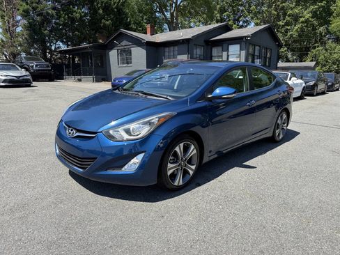 Used 2014 Hyundai Elantra Sport FWD image 2