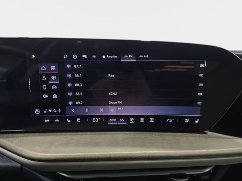 Certified 2025 Audi Q5 2.0T Premium Plus w/ Premium Plus image 20