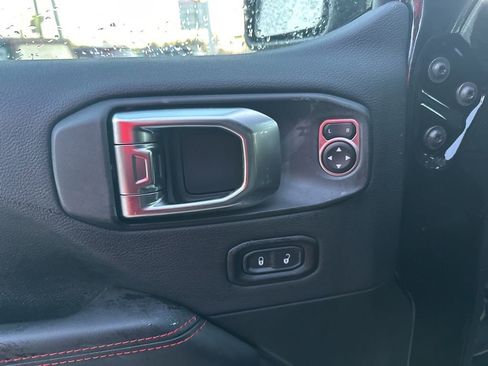 New 2026 Jeep Wrangler Unlimited Rubicon image 12