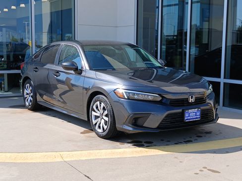 Used 2024 Honda Civic LX image 5