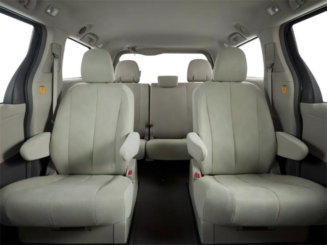 Used 2013 Toyota Sienna XLE AWD/4WD image 9