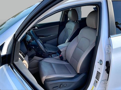 Used 2020 Hyundai Tucson Ultimate w/ Cargo Package FWD image 7