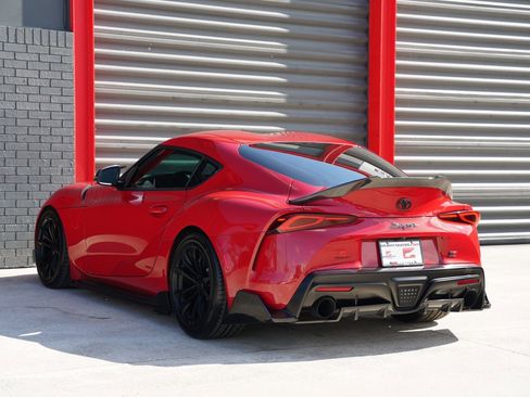 Used 2021 Toyota Supra image 4