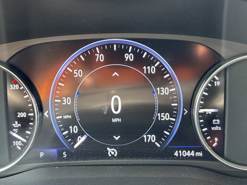 Used 2022 Buick Enclave Premium FWD image 22