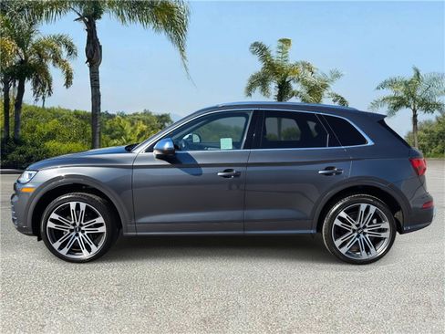 Used 2020 Audi SQ5 Premium w/ Convenience Package image 2