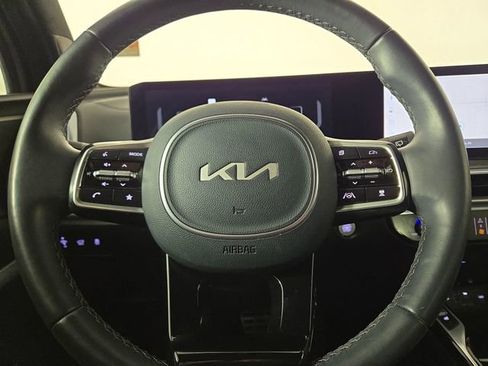 Certified 2025 Kia Sorento SX Prestige image 24