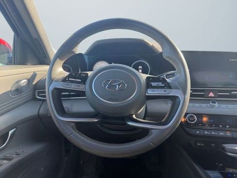 Certified 2023 Hyundai Elantra SEL w/ Convenience Package image 14