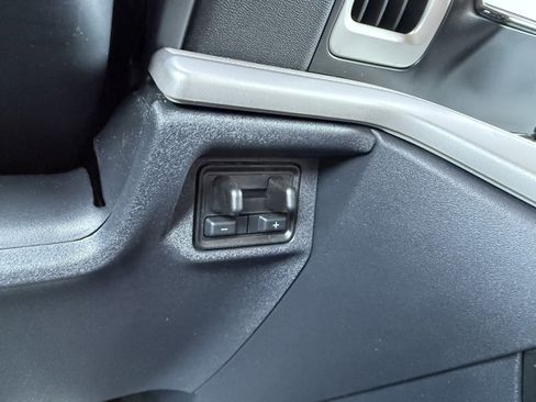 Used 2025 Ford Expedition Max Active image 22