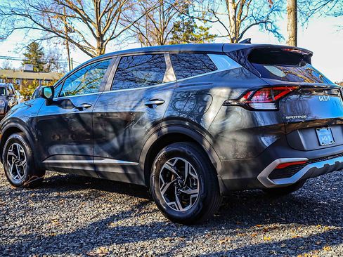 Certified 2023 Kia Sportage LX image 4
