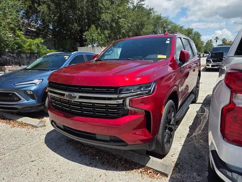 Used 2022 Chevrolet Tahoe RST w/ Luxury Package RWD image 3