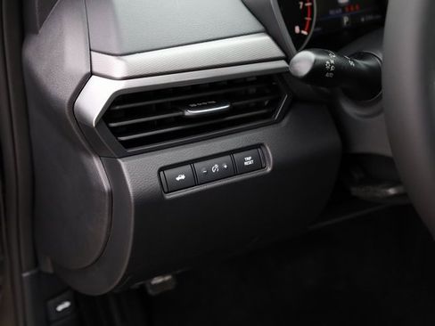 New 2025 Nissan Altima 2.5 SR image 13