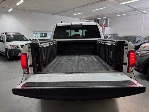 Used 2019 RAM 1500 Big Horn w/ Rambox Value Package AWD/4WD image 5