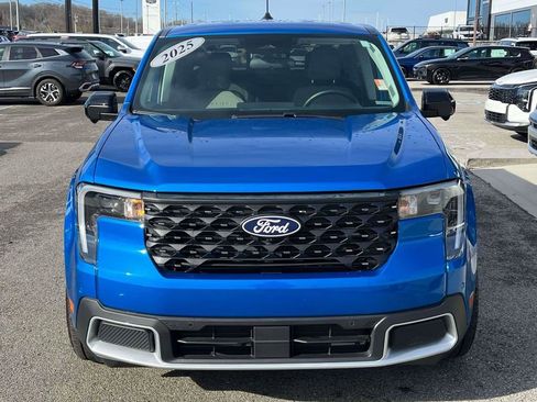 Used 2025 Ford Maverick Lariat image 32