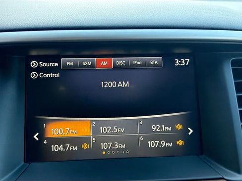 Used 2020 Nissan Pathfinder Platinum image 33