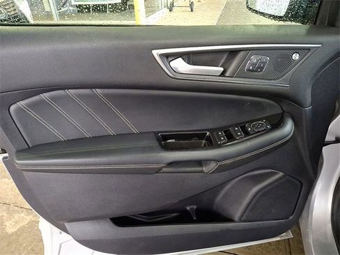 Used 2019 Ford Edge ST w/ Cold Weather Package image 12