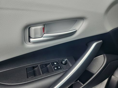 Used 2023 Toyota Corolla SE FWD image 26