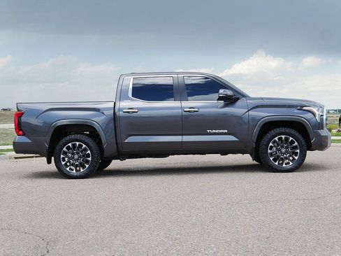 Used 2026 Toyota Tundra Limited AWD/4WD image 6