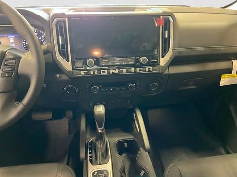 New 2026 Nissan Frontier SV w/ SV Convenience Package image 11