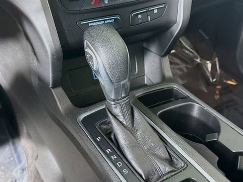 Used 2018 Ford Escape SE w/ SE Sync 3 Package image 16