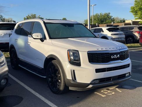 Used 2022 Kia Telluride SX w/ SX Prestige Package image 1