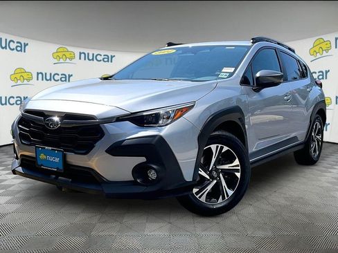 Used 2024 Subaru Crosstrek 2.0i Premium w/ Crosstrek Mirror Package AWD/4WD image 3