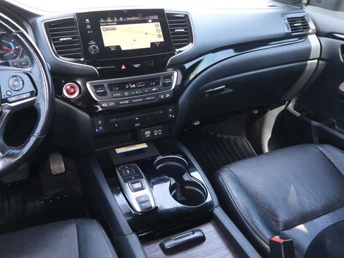 Used 2021 Honda Pilot Black Edition image 10