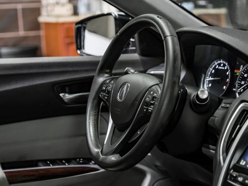 Used 2015 Acura TLX w/ Technology Package FWD image 12