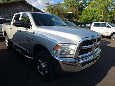 Used 2017 RAM 2500 Tradesman w/ Chrome Appearance Group AWD/4WD image 14