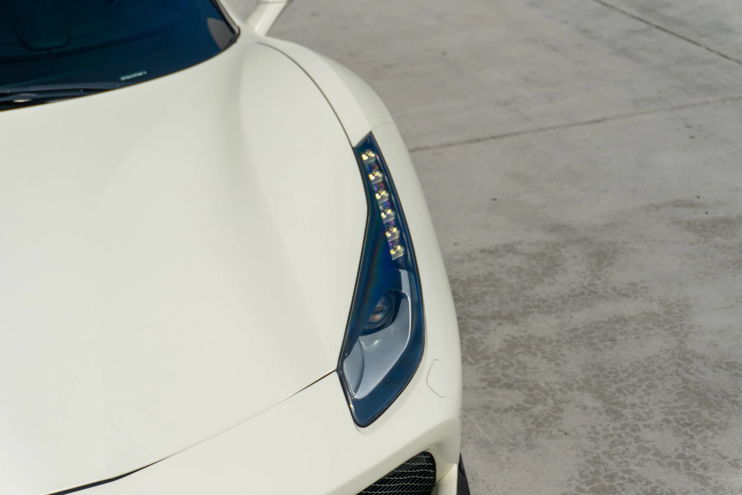 Used 2018 Ferrari 488 GTB RWD image 31