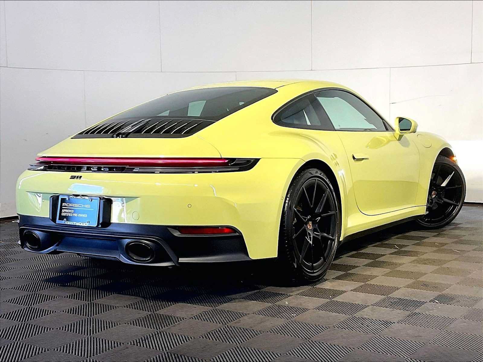Certified 2025 Porsche 911 Carrera RWD image 7