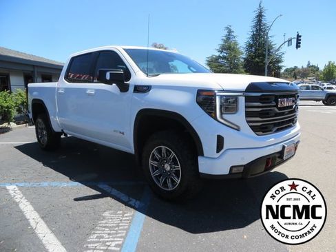 Used 2025 GMC Sierra 1500 AT4 AWD/4WD image 7