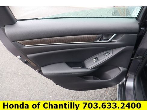 Certified 2022 Honda Accord Touring image 28