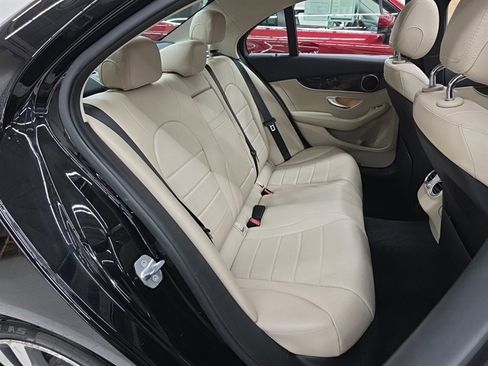 Used 2019 Mercedes-Benz C 300 Sedan image 10