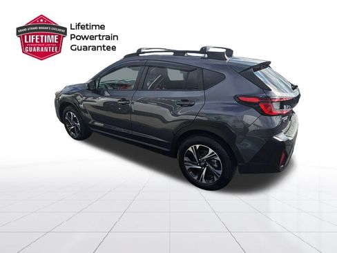 Used 2024 Subaru Crosstrek 2.0i Premium AWD/4WD image 3